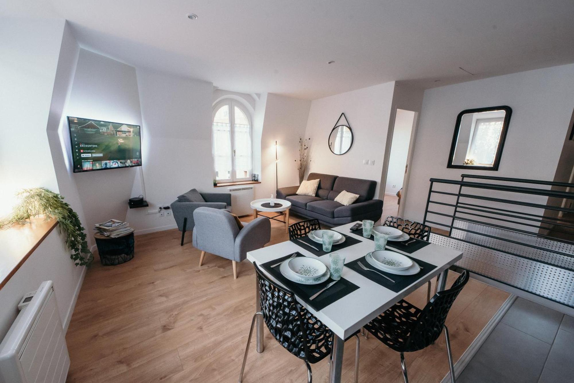 Appartement De Thomas Шарлевиль-Мезьер Экстерьер фото