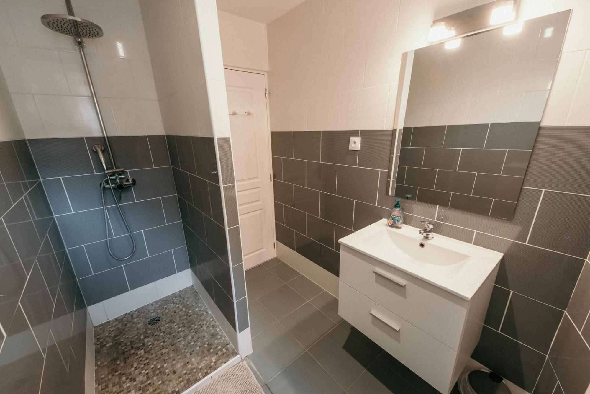 Appartement De Thomas Шарлевиль-Мезьер Экстерьер фото
